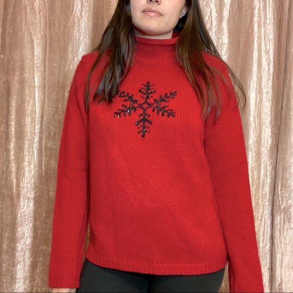 St. John’s Bay Red Turtleneck W/ Snowflake - Picture 1 of 6